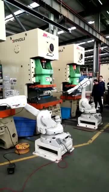 機(jī)器人浪潮下的未來工廠 十年后會(huì)議服務(wù)的變革與思考